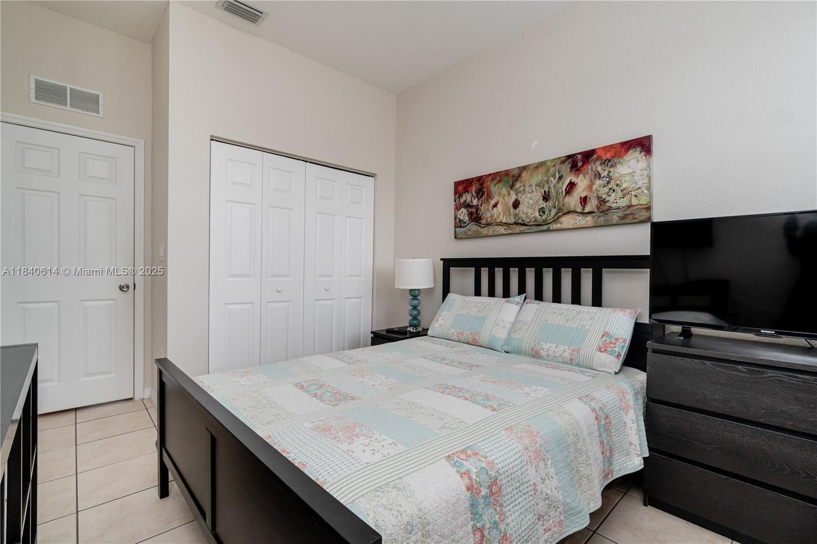 LAS TERRAZAS AT VIZCAYA C - Residential