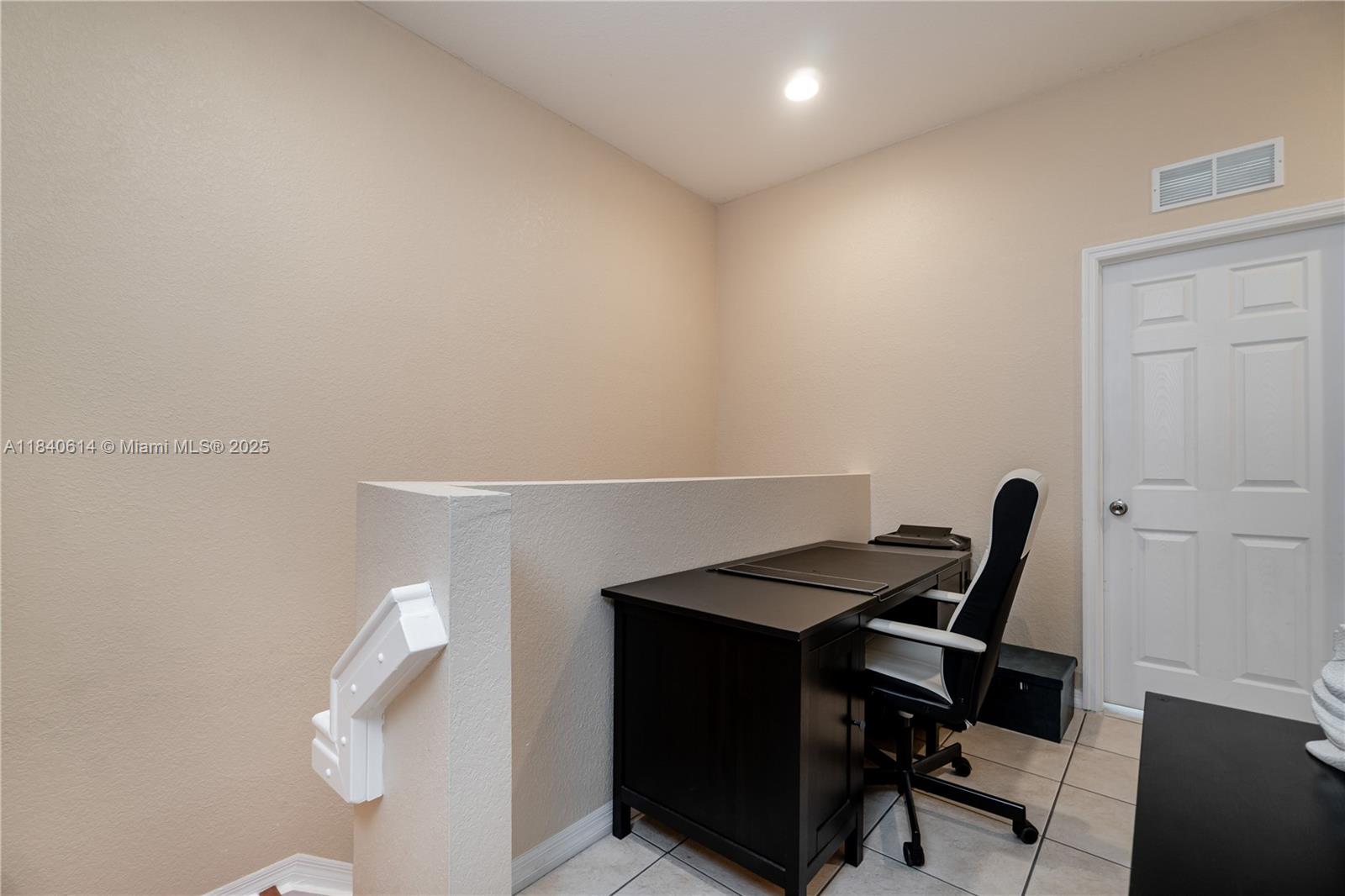 LAS TERRAZAS AT VIZCAYA C - Residential