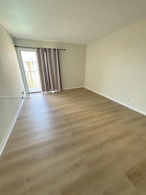 YOLANDA VILLAS CONDO - Residential