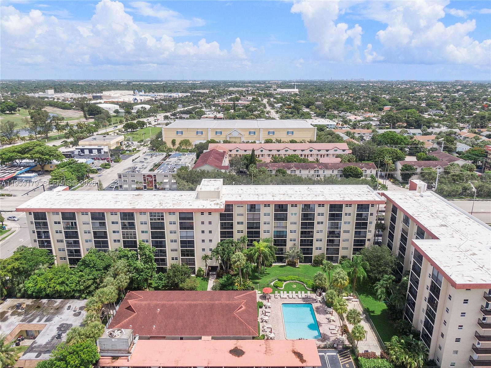 GARDEN-AIRE VILLAGE SOUTH - Residential