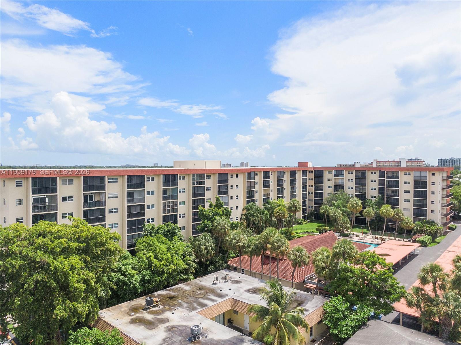 GARDEN-AIRE VILLAGE SOUTH - Residential