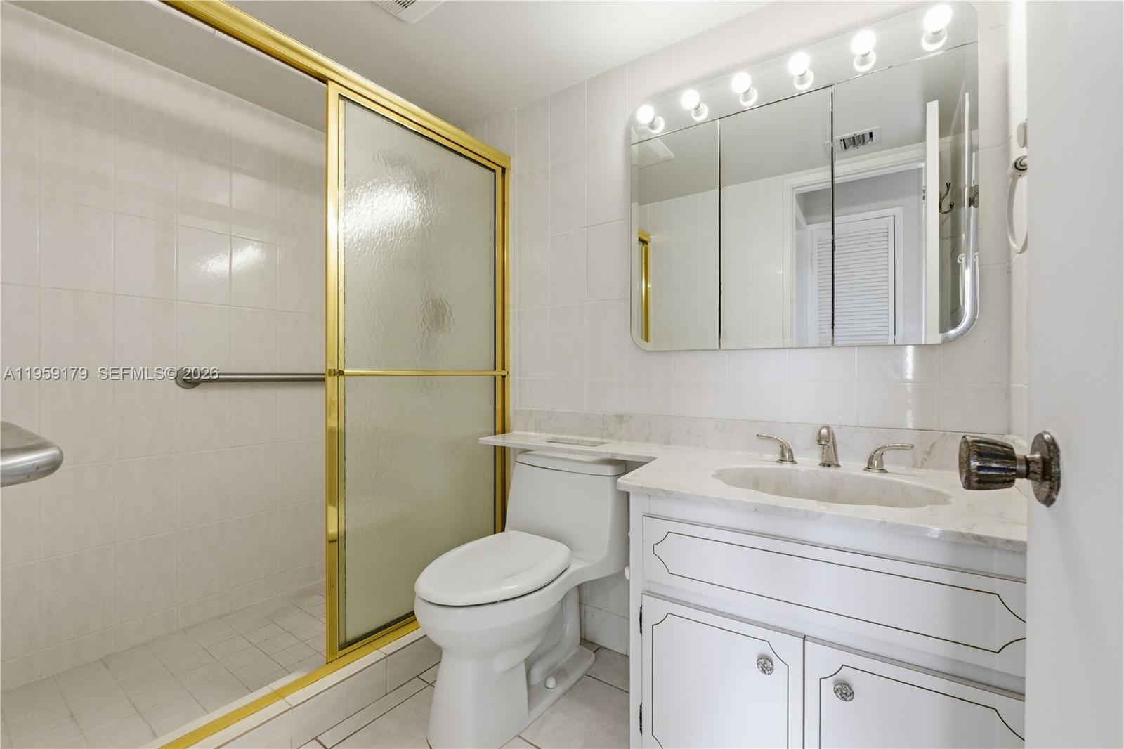 GARDEN-AIRE VILLAGE SOUTH - Residential