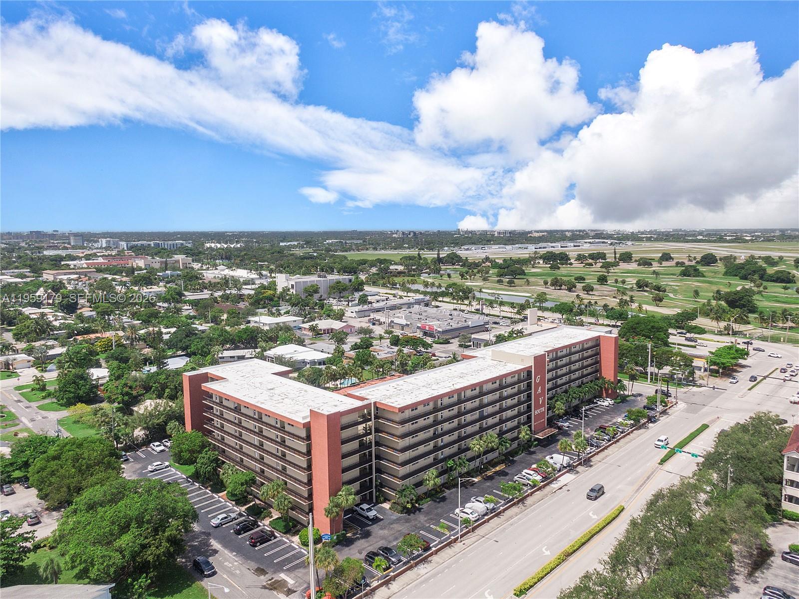 GARDEN-AIRE VILLAGE SOUTH - Residential