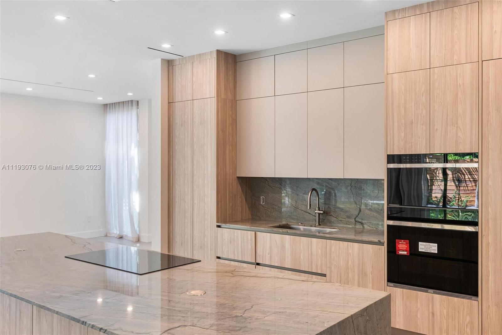 OCEAN VIEW HEIGHTS - Residential