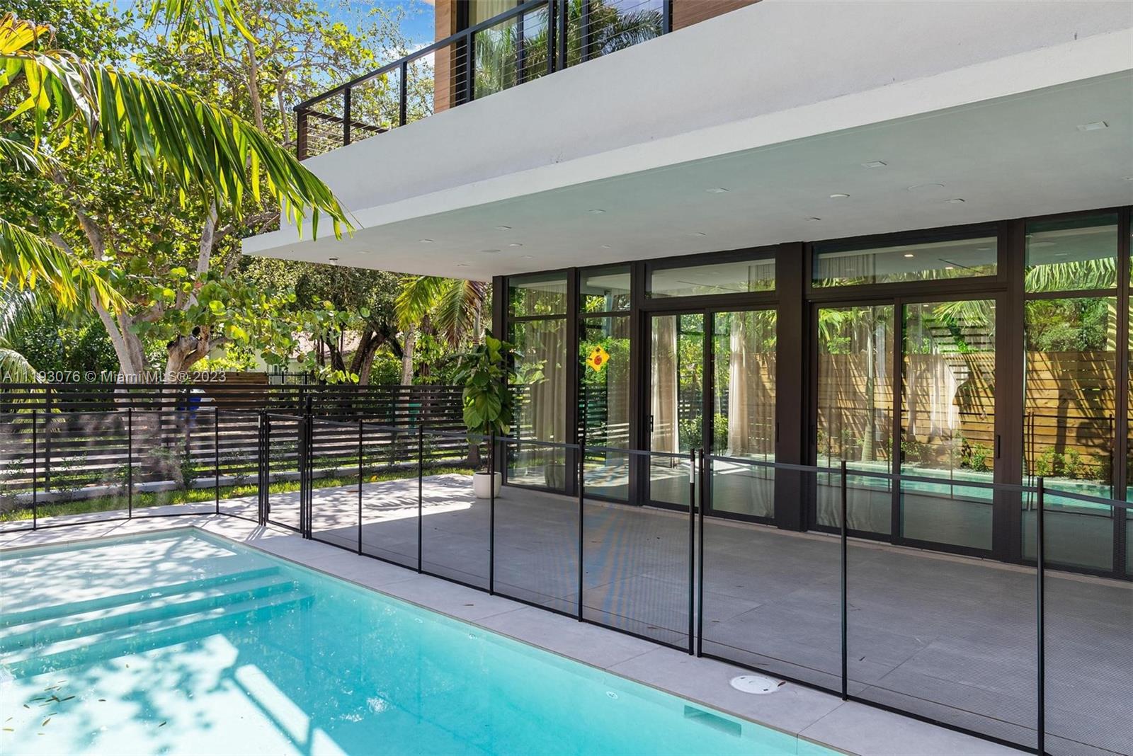 OCEAN VIEW HEIGHTS - Residential