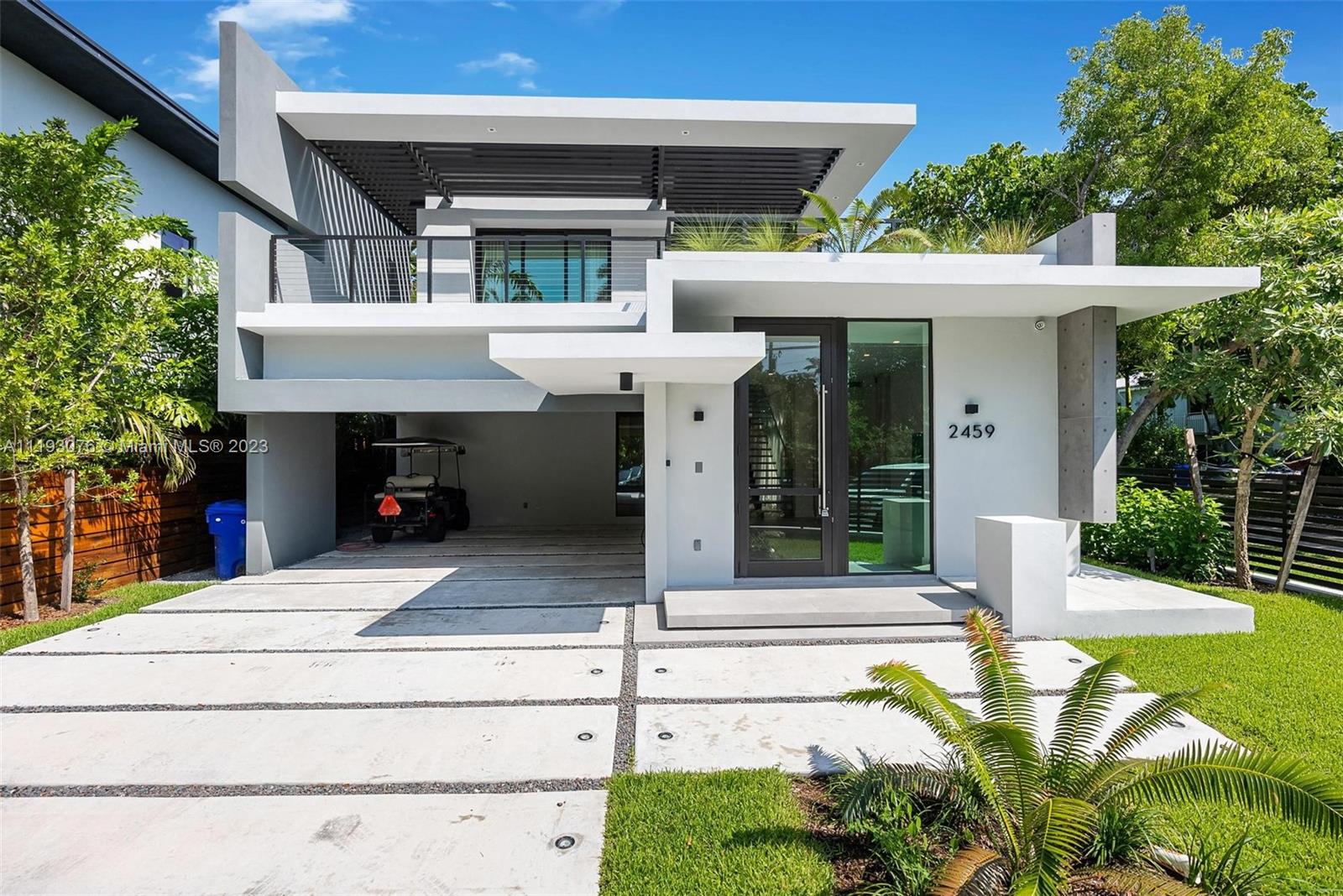 Completion scheduled for end of first quarter 2023. Spectacular new construction landmark, in the best location in Coconut Grove. This magnificent corner property is being built by a seasoned, established developer in the area, and features 4 bedrooms with en suites, and a full guest bathroom that doubles as a cabana bath. The pool design and outdoor entertainment area will represent the pinnacle of Grove living. Contact listing agents for more information on this modern masterpiece.