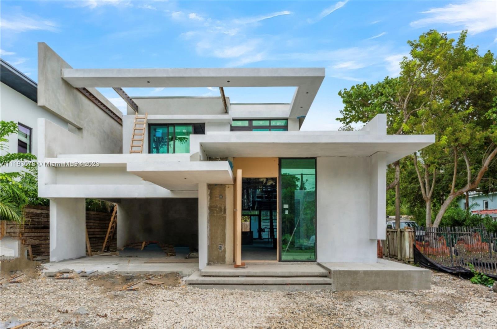 OCEAN VIEW HEIGHTS - Residential