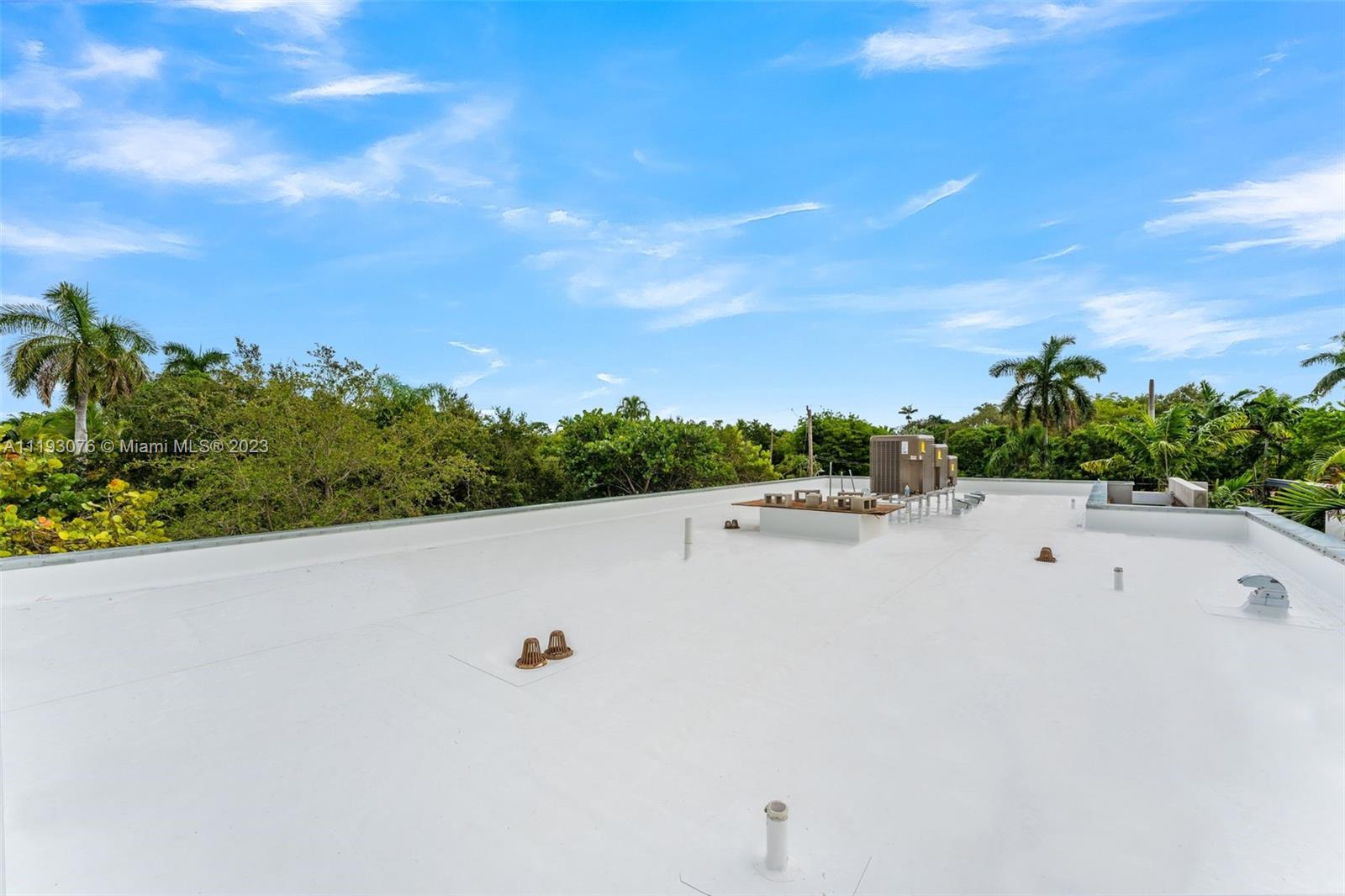 OCEAN VIEW HEIGHTS - Residential