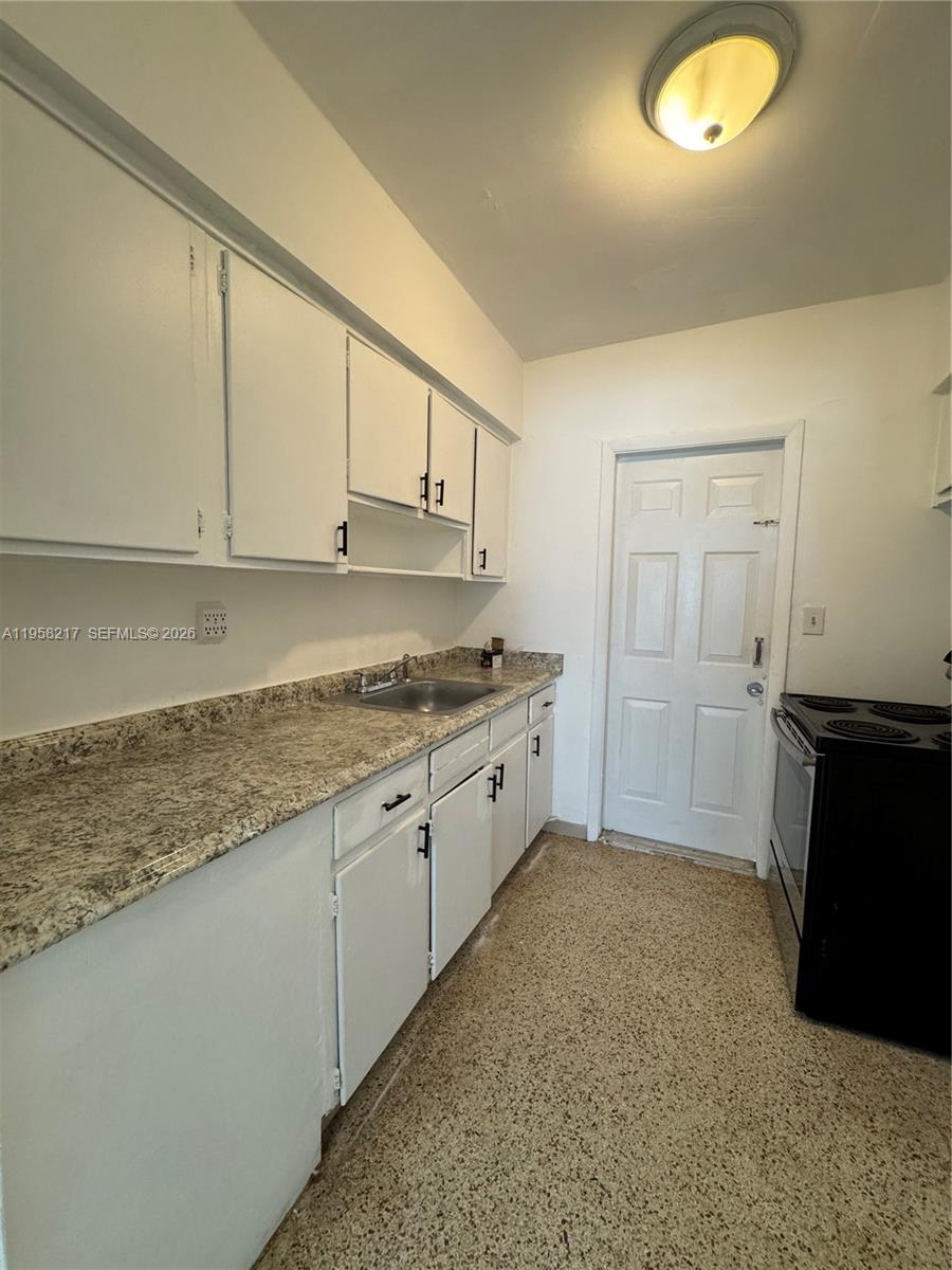 BISC BEACH SUB - Residential Income