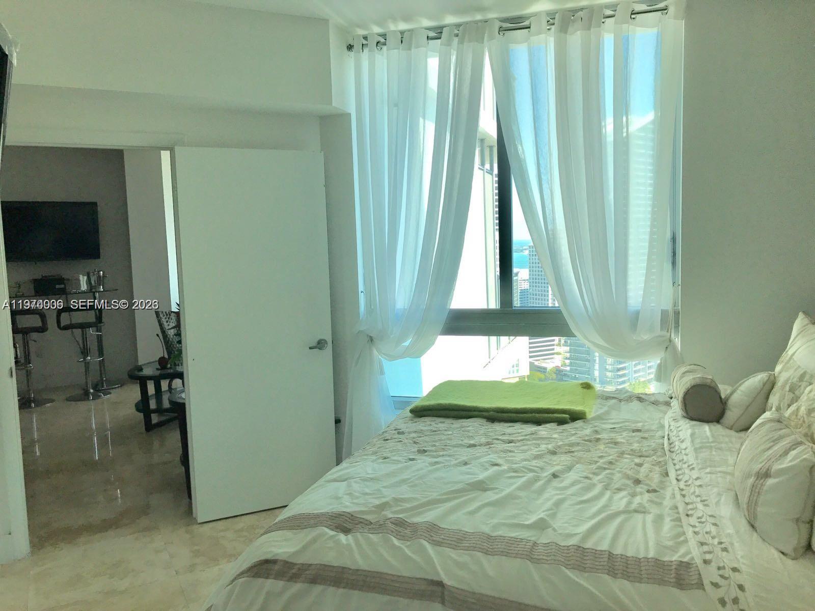 WIND CONDO - Residential Lease