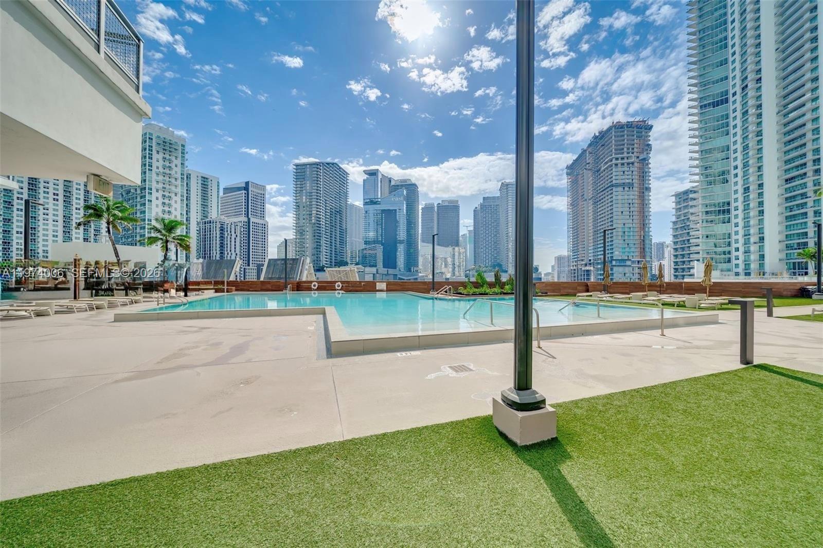 WIND CONDO - Residential Lease