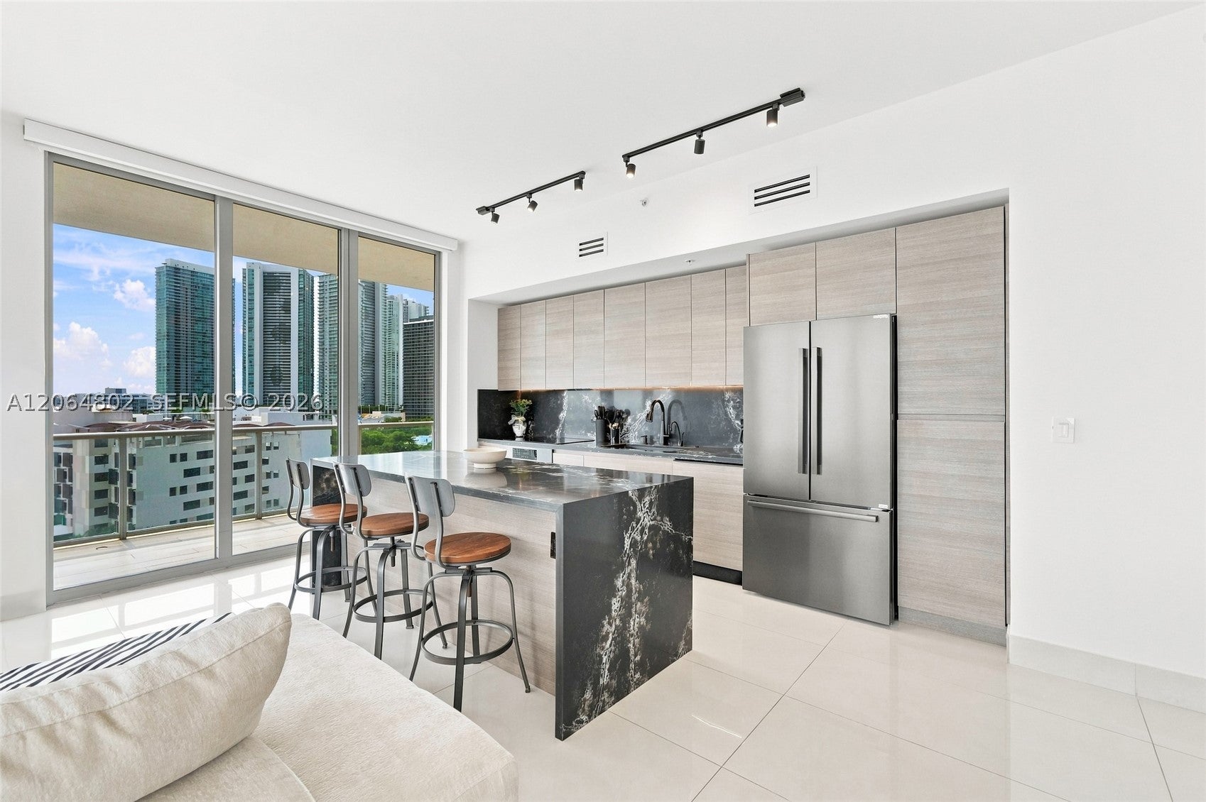 3470 E Coast Ave H0901