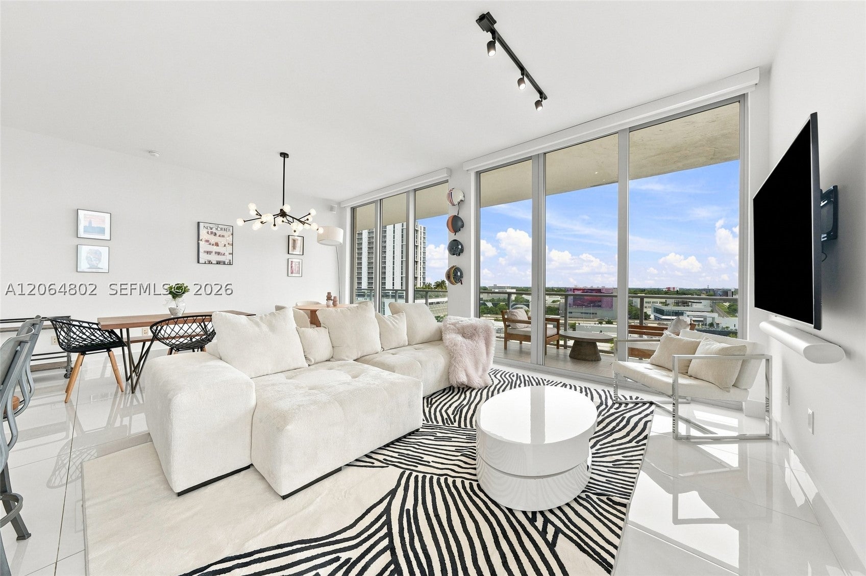 3470 E Coast Ave H0901