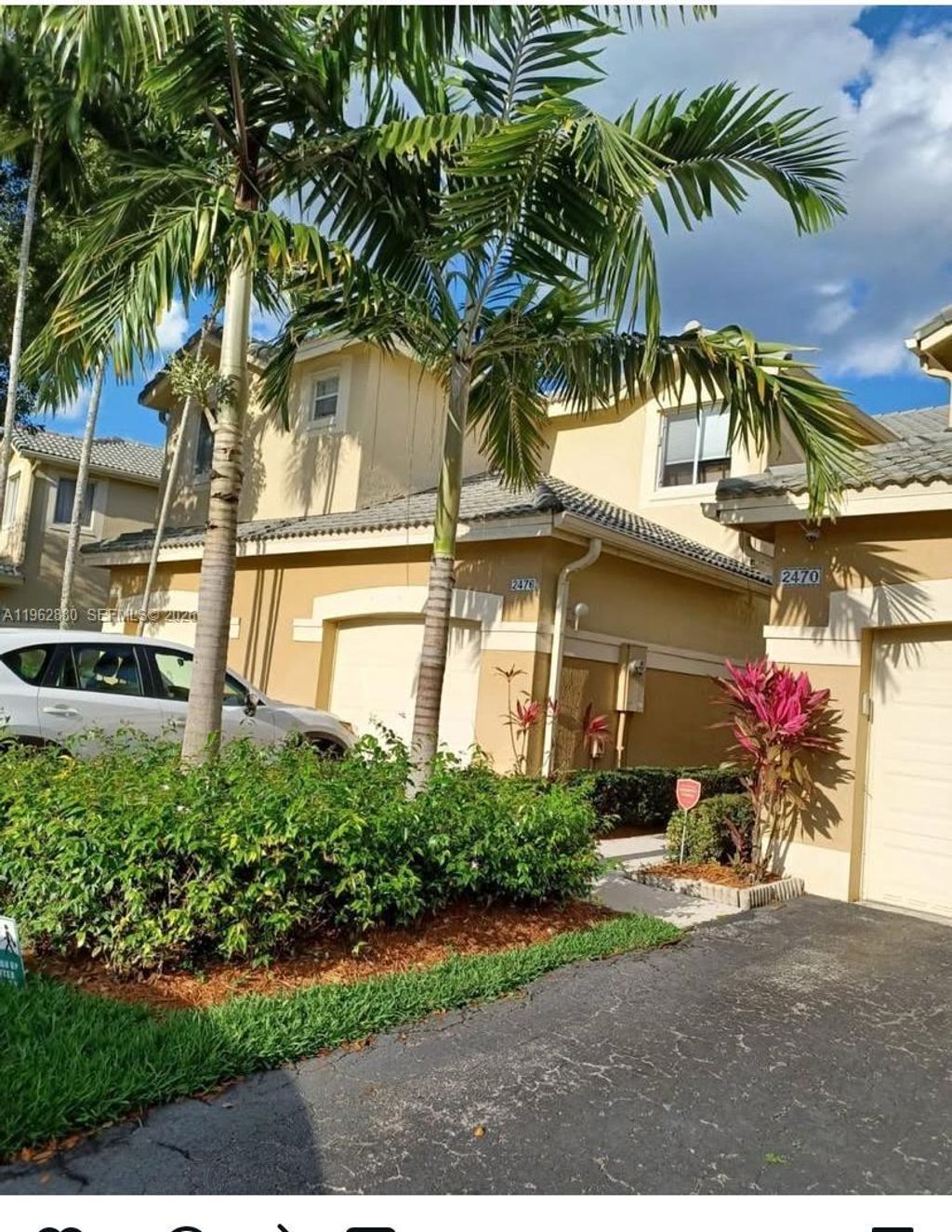 Photo of 2476 Cordoba Bnd #2476, Weston, FL 33327 (MLS # A11962880)