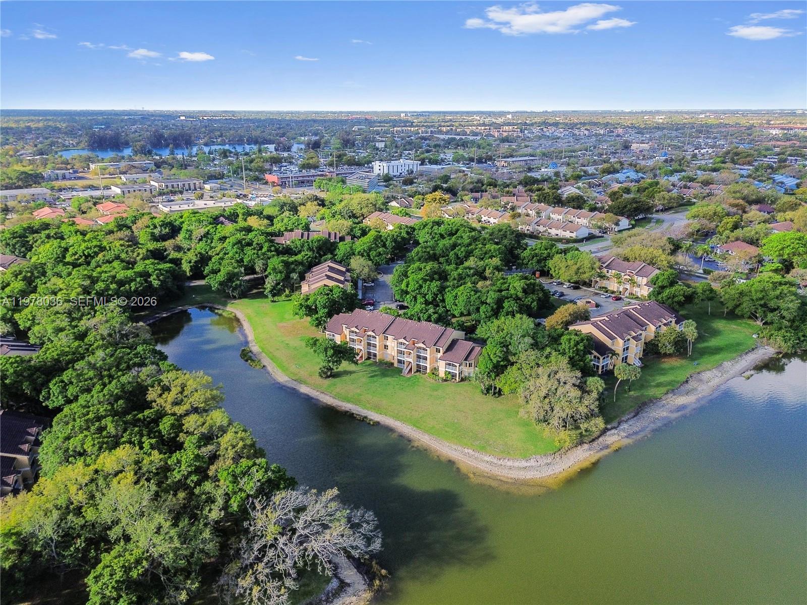 SAILBOAT POINTE CONDO - Residential