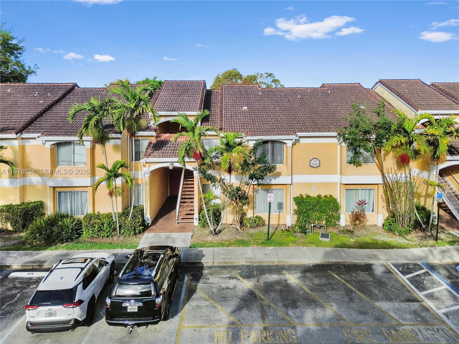 SAILBOAT POINTE CONDO - Residential