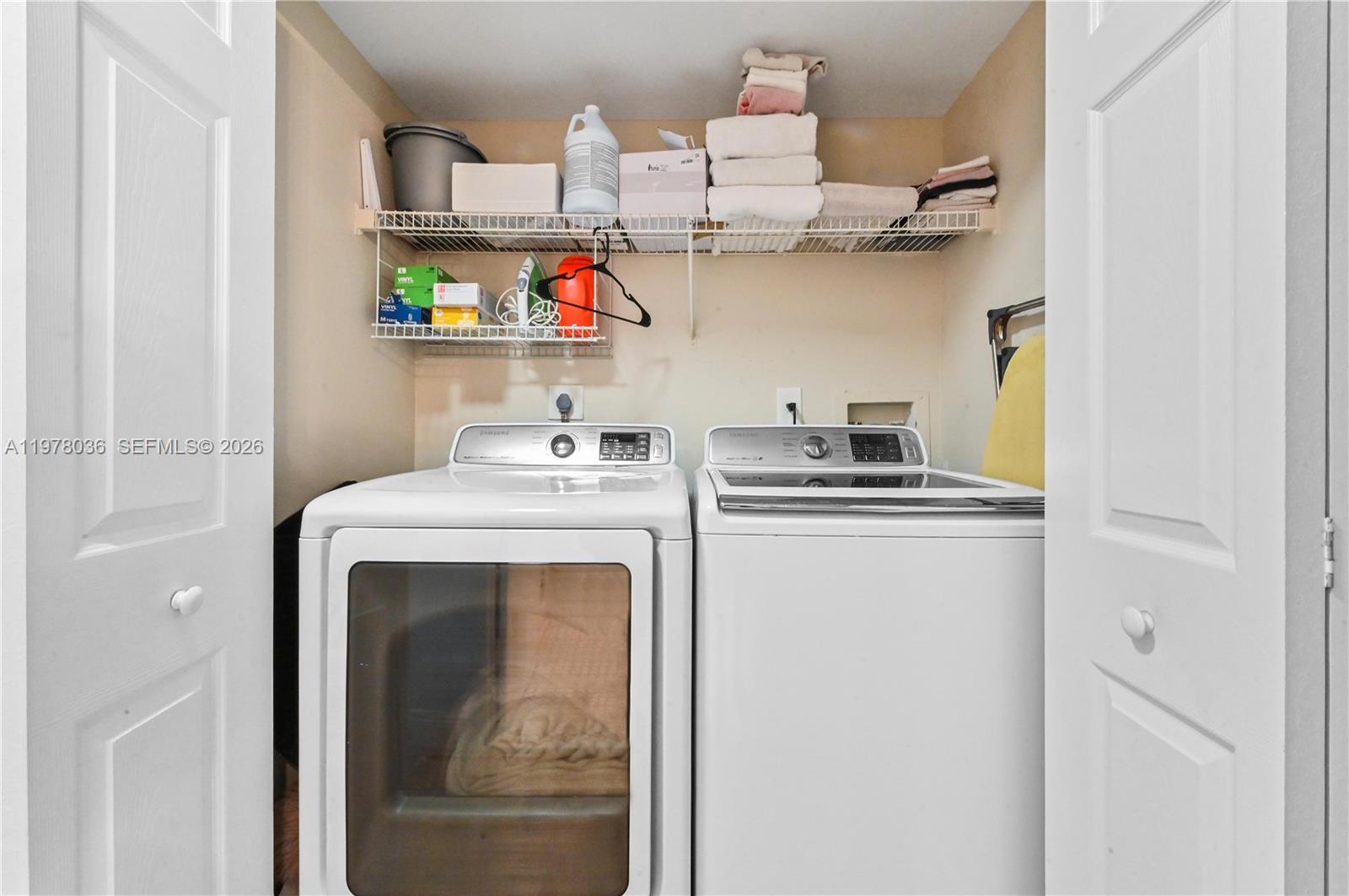 SAILBOAT POINTE CONDO - Residential