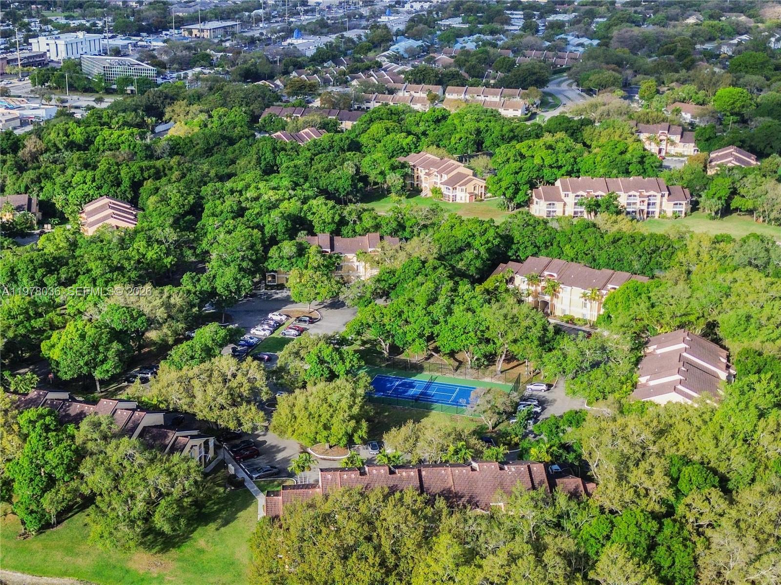 SAILBOAT POINTE CONDO - Residential