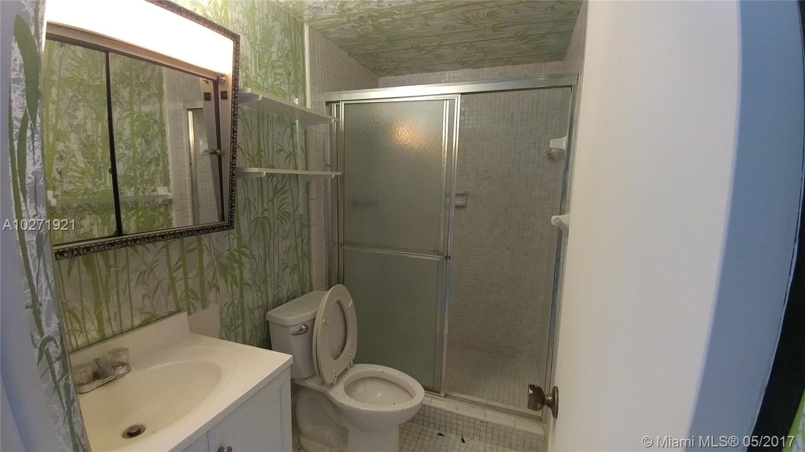 CASA BLANCA CONDO - Residential Lease