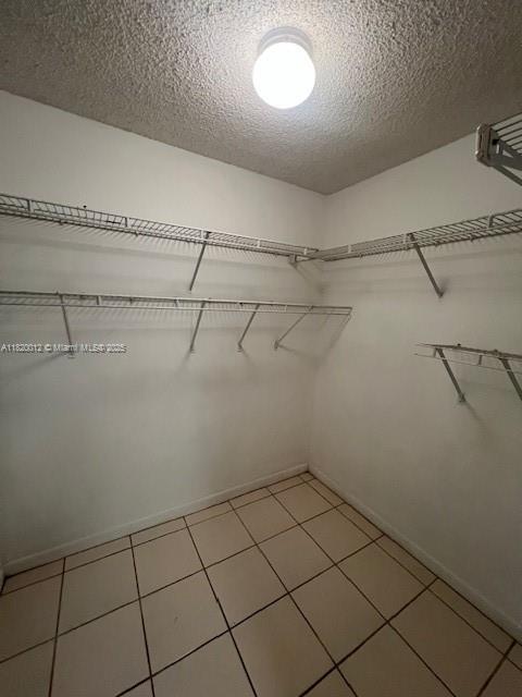 CLUB QUARTERS AT RAINTREE - Residential Lease