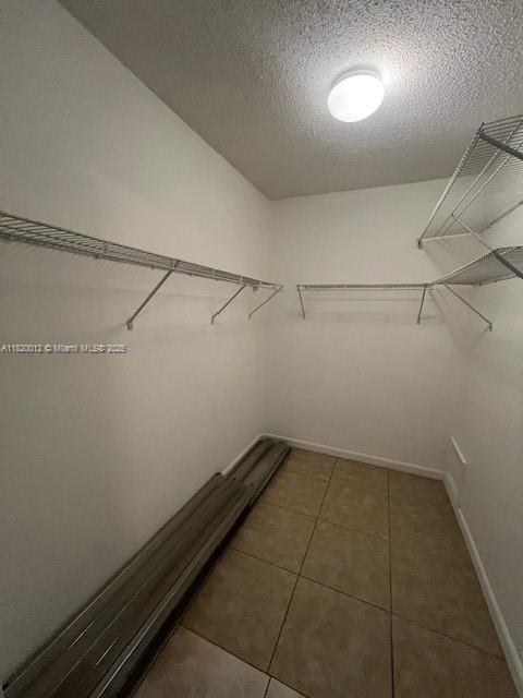 CLUB QUARTERS AT RAINTREE - Residential Lease