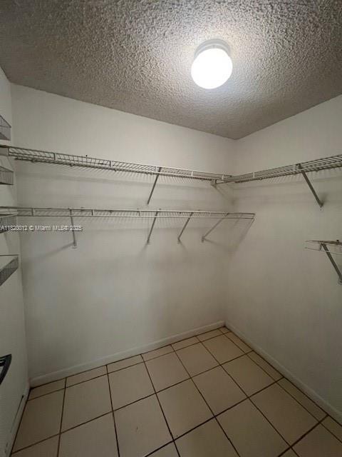 CLUB QUARTERS AT RAINTREE - Residential Lease