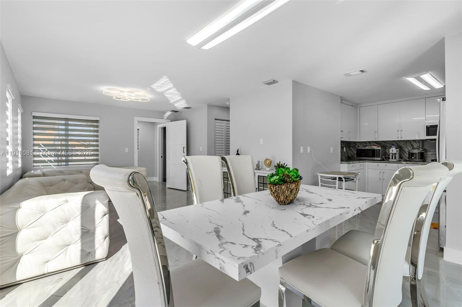 AMERICAN HOMES 2ND ADDN - Residential