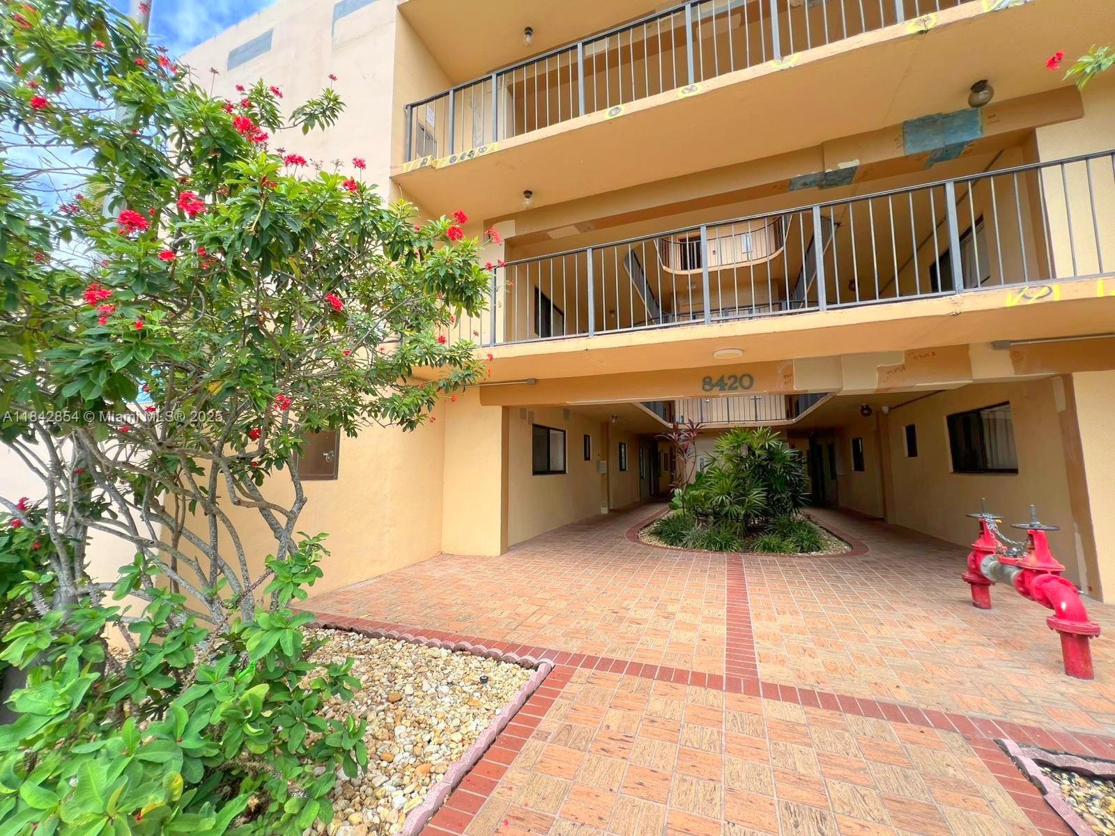 HOA HAS MORE THAN 10% RESERVES! 4O YR CERT COMPLETED! CORNER UNIT on the 2nd floor in the Gated Community of Horizon West! HOA offers 2 pools, basketball, tennis, racketball, a clubhouse, and security! Common Laundry room on each floor! 1 Assigned Parking plus 2 guest spaces. Unit features a spacious Kitchen with stainless steel appliances. Tile flooring throughout main living areas and wood laminate flooring in bedrooms. Primary bedroom with walk-in closet and en-suite bathroom. Screened balcony with storage room.
