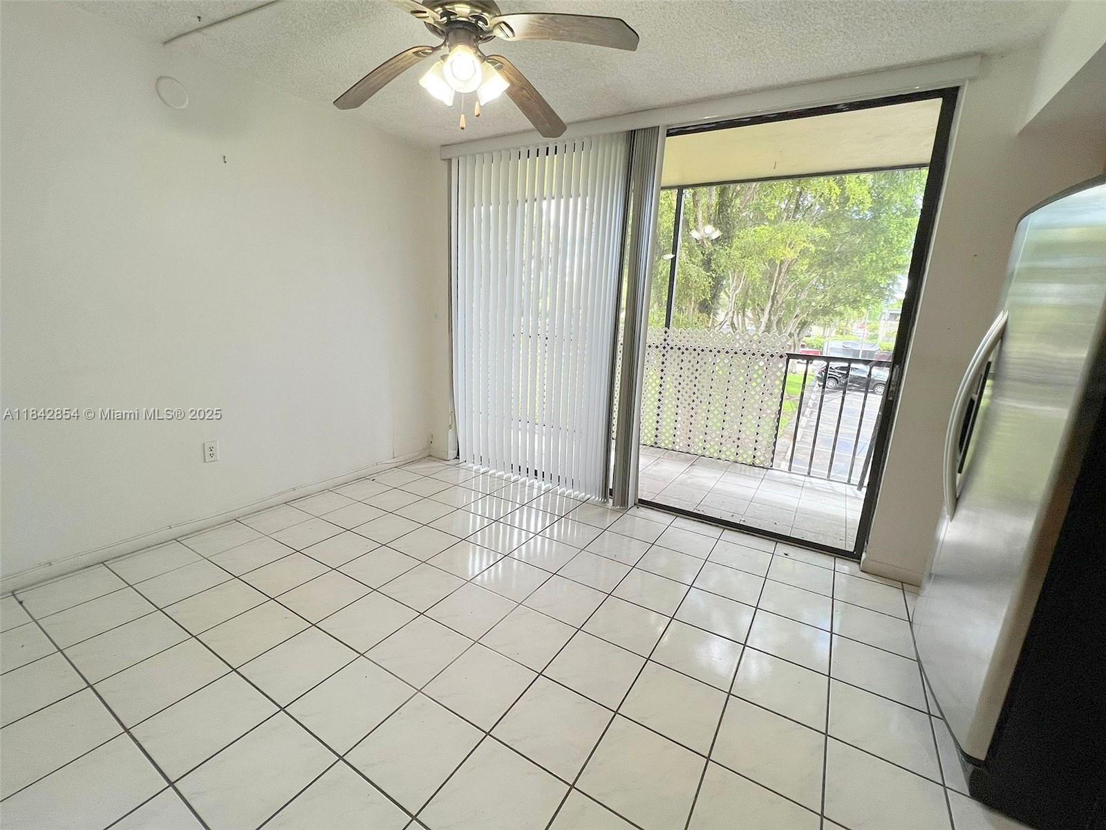 HORIZONS WEST CONDO #2 - Residential