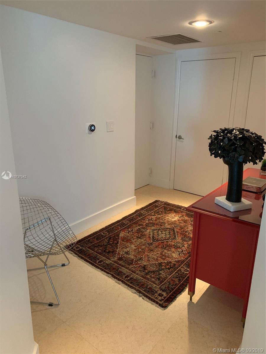 500 BRICKELL WEST CONDO - Residential