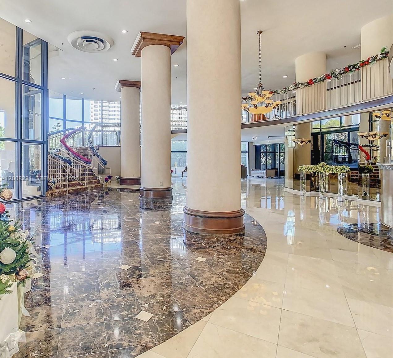 THE PLAZA OF BAL HARBOUR - Residential