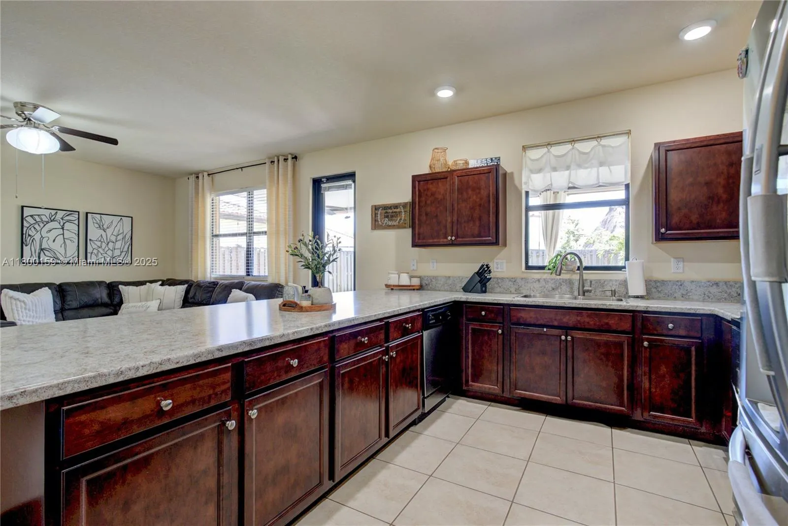 Homestead, Florida 33032, United States, 4 Bedrooms Bedrooms, ,3 BathroomsBathrooms,Residential,Active,130180