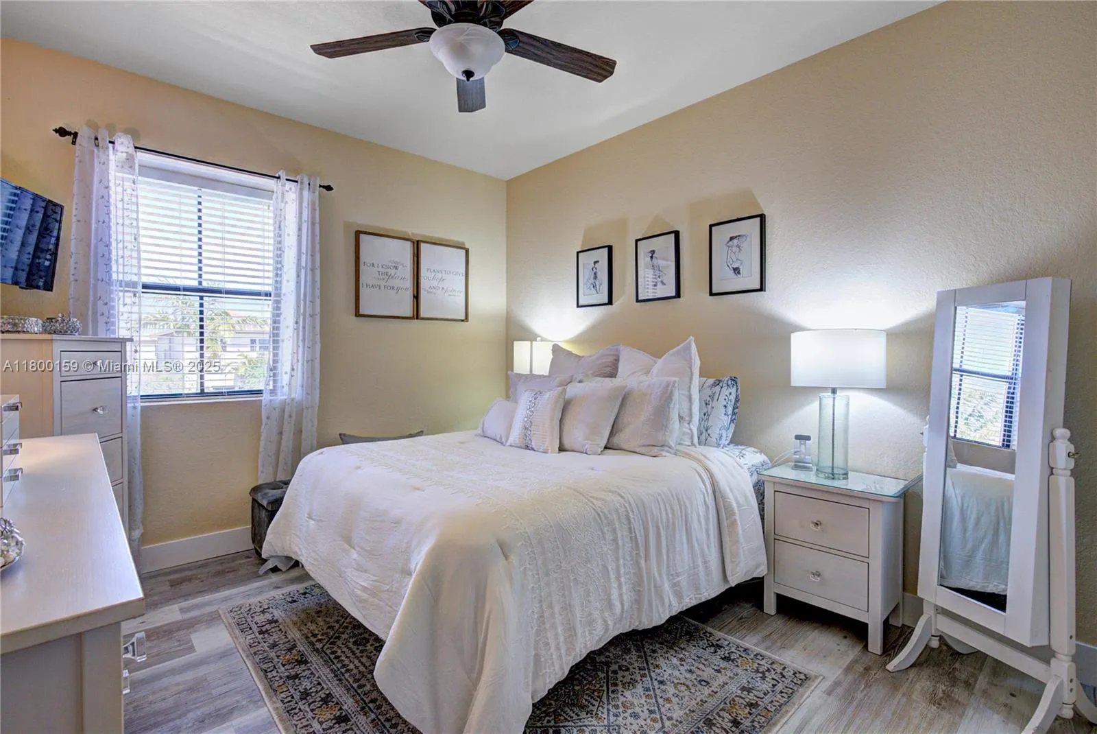 Homestead, Florida 33032, United States, 4 Bedrooms Bedrooms, ,3 BathroomsBathrooms,Residential,Active,130180