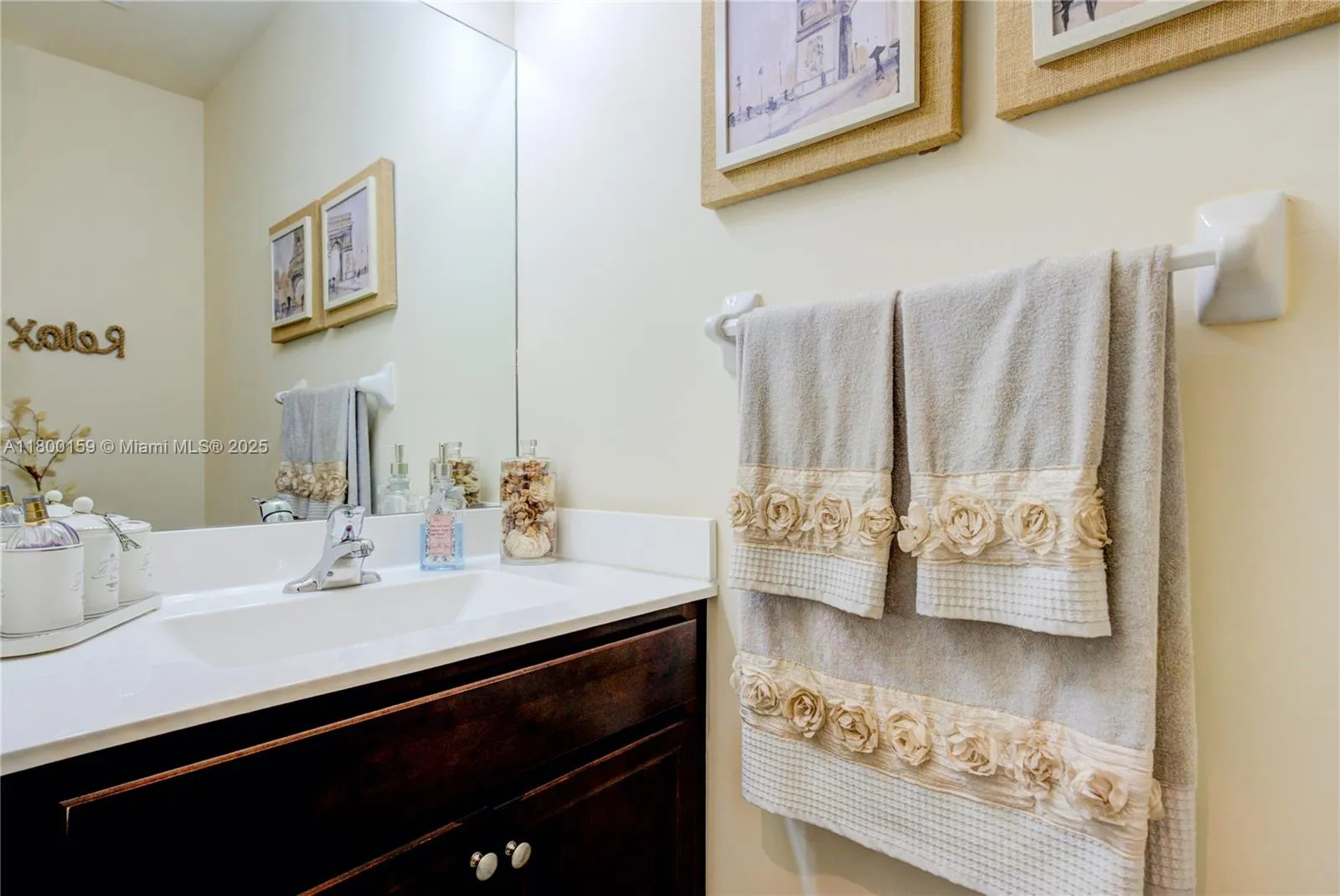 Homestead, Florida 33032, United States, 4 Bedrooms Bedrooms, ,3 BathroomsBathrooms,Residential,Active,130180