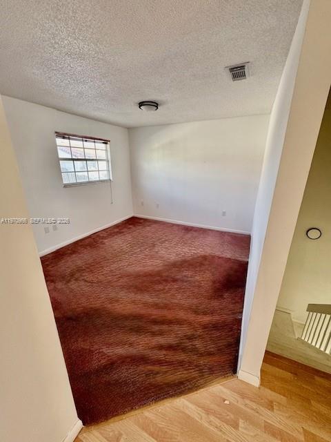 LAMBIANCE TOWNHOMES KENDA - Residential