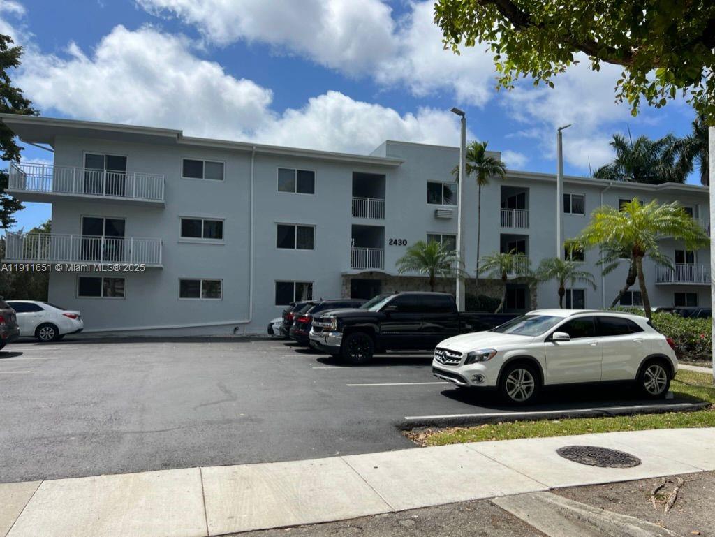 KEYSTONE GARDENS CONDO - Residential