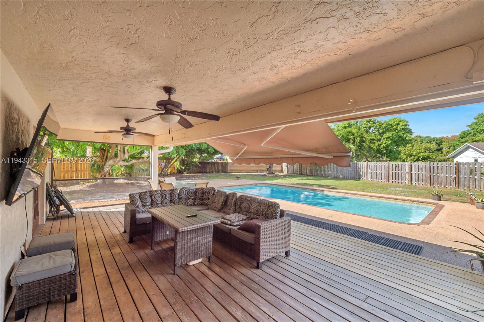 MARCANO ESTATES - Residential