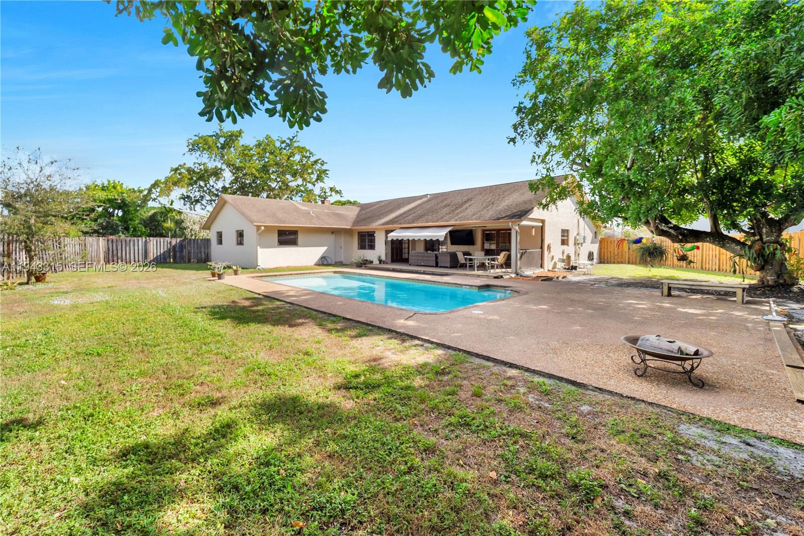 MARCANO ESTATES - Residential