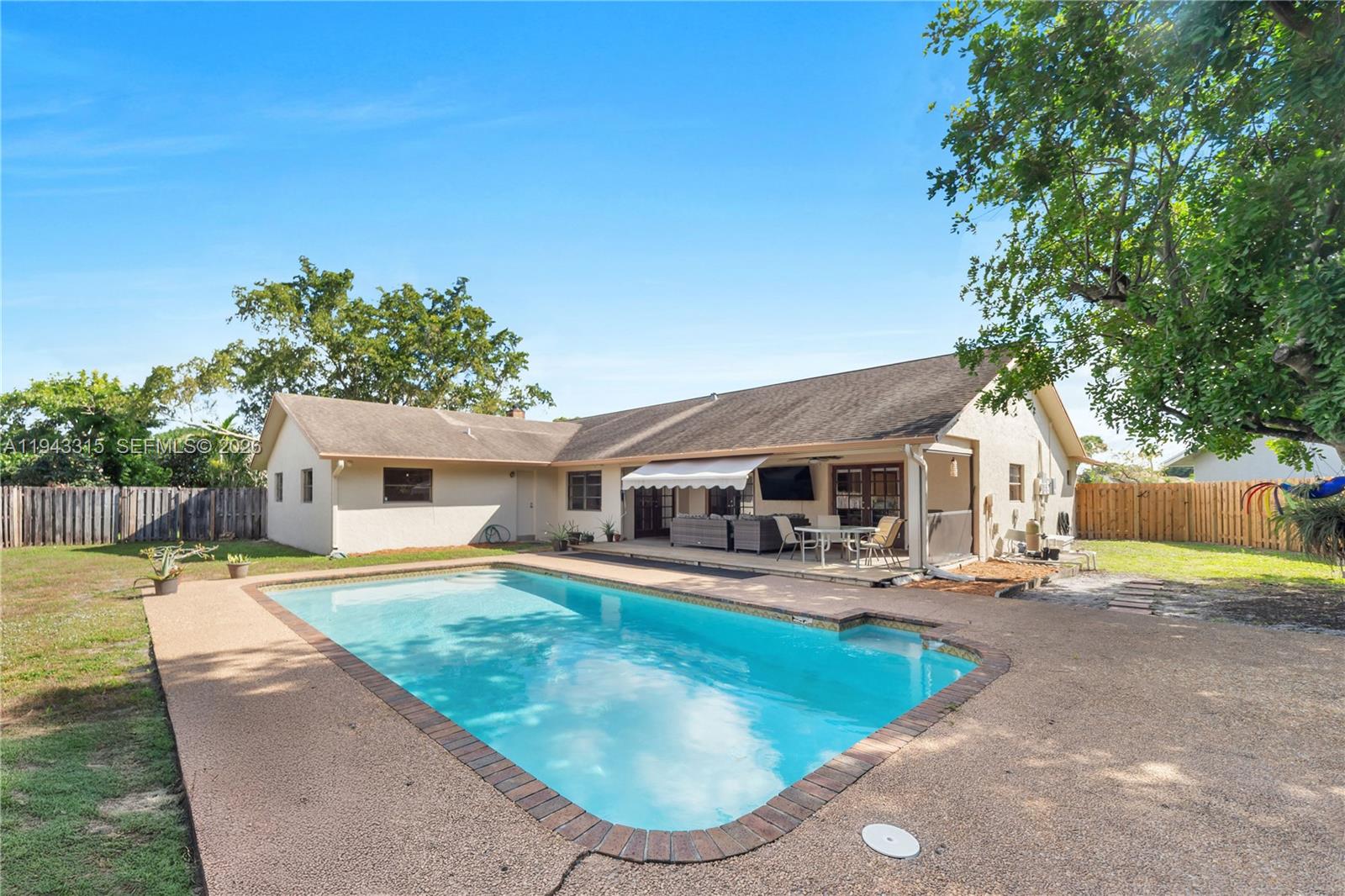 MARCANO ESTATES - Residential