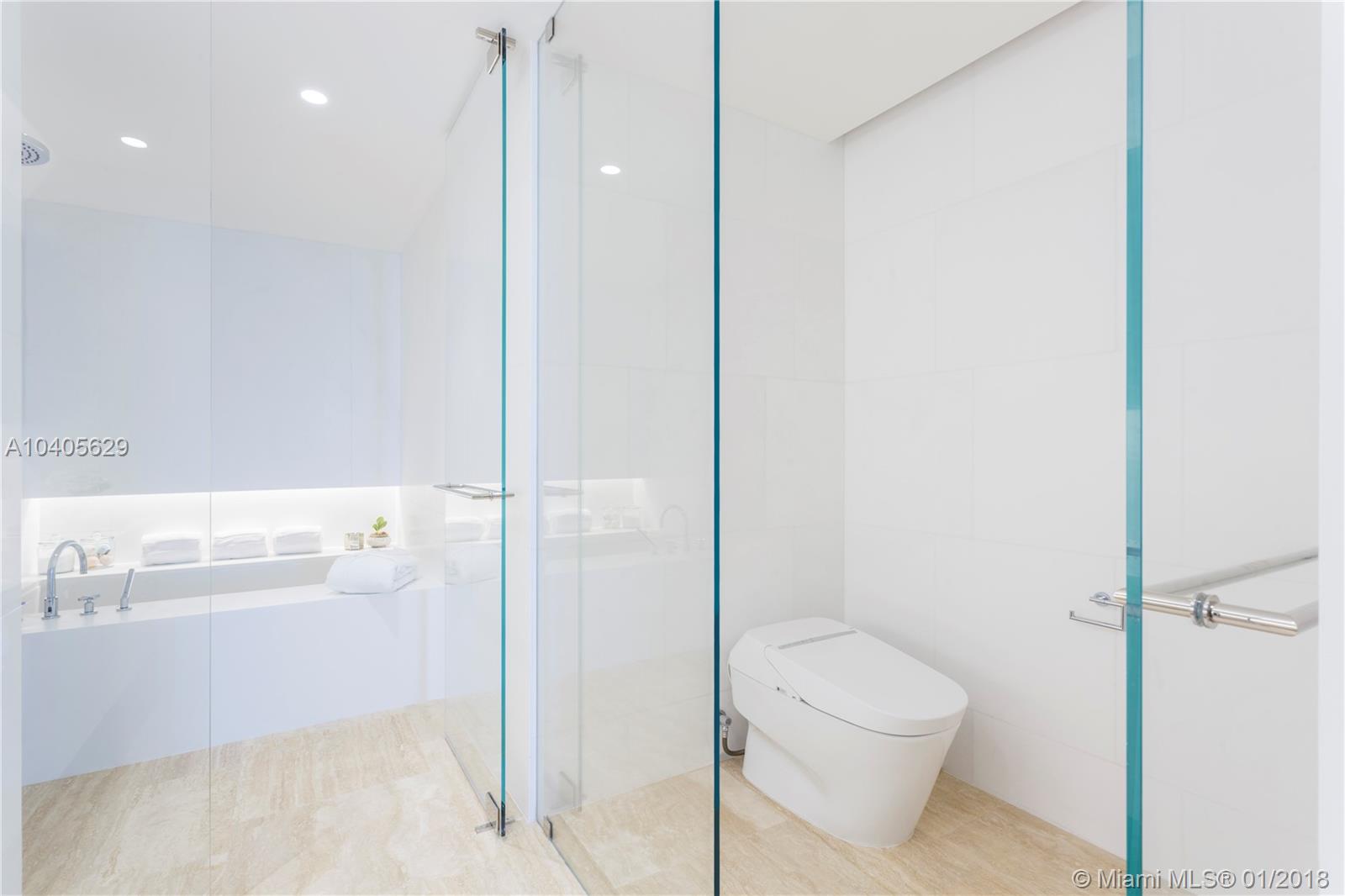 SURF CLUB CONDO - Residential