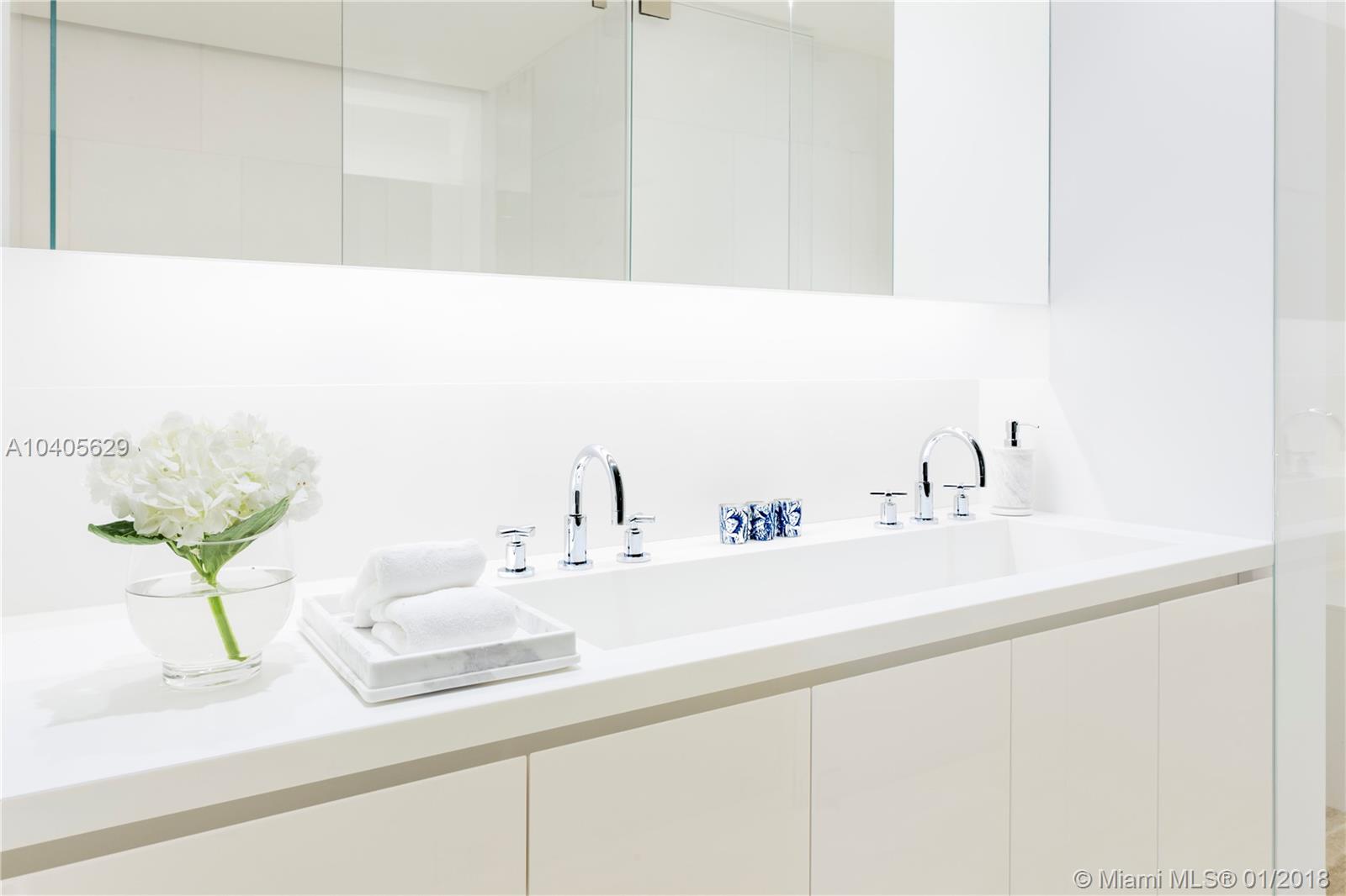 SURF CLUB CONDO - Residential