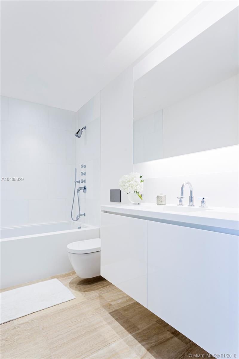 SURF CLUB CONDO - Residential