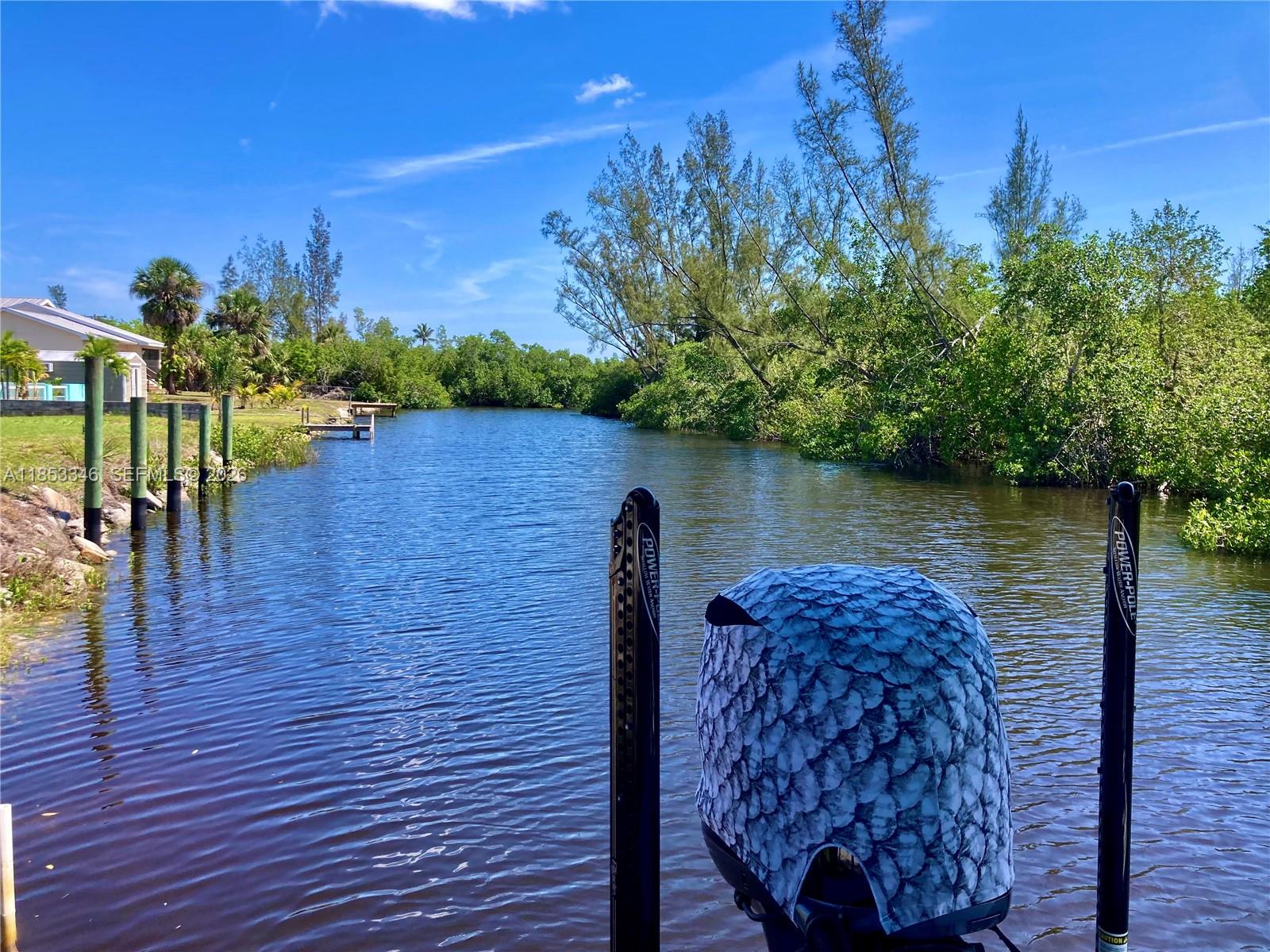 BAYSHORES - Residential