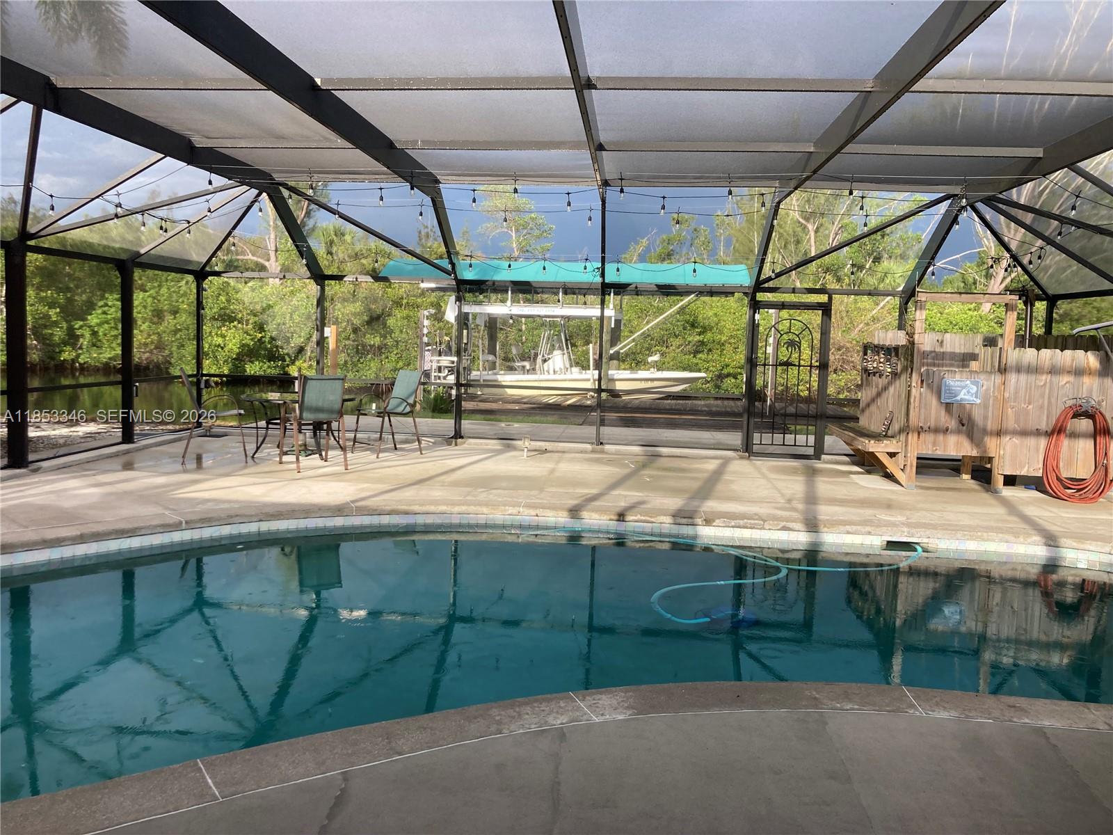 BAYSHORES - Residential