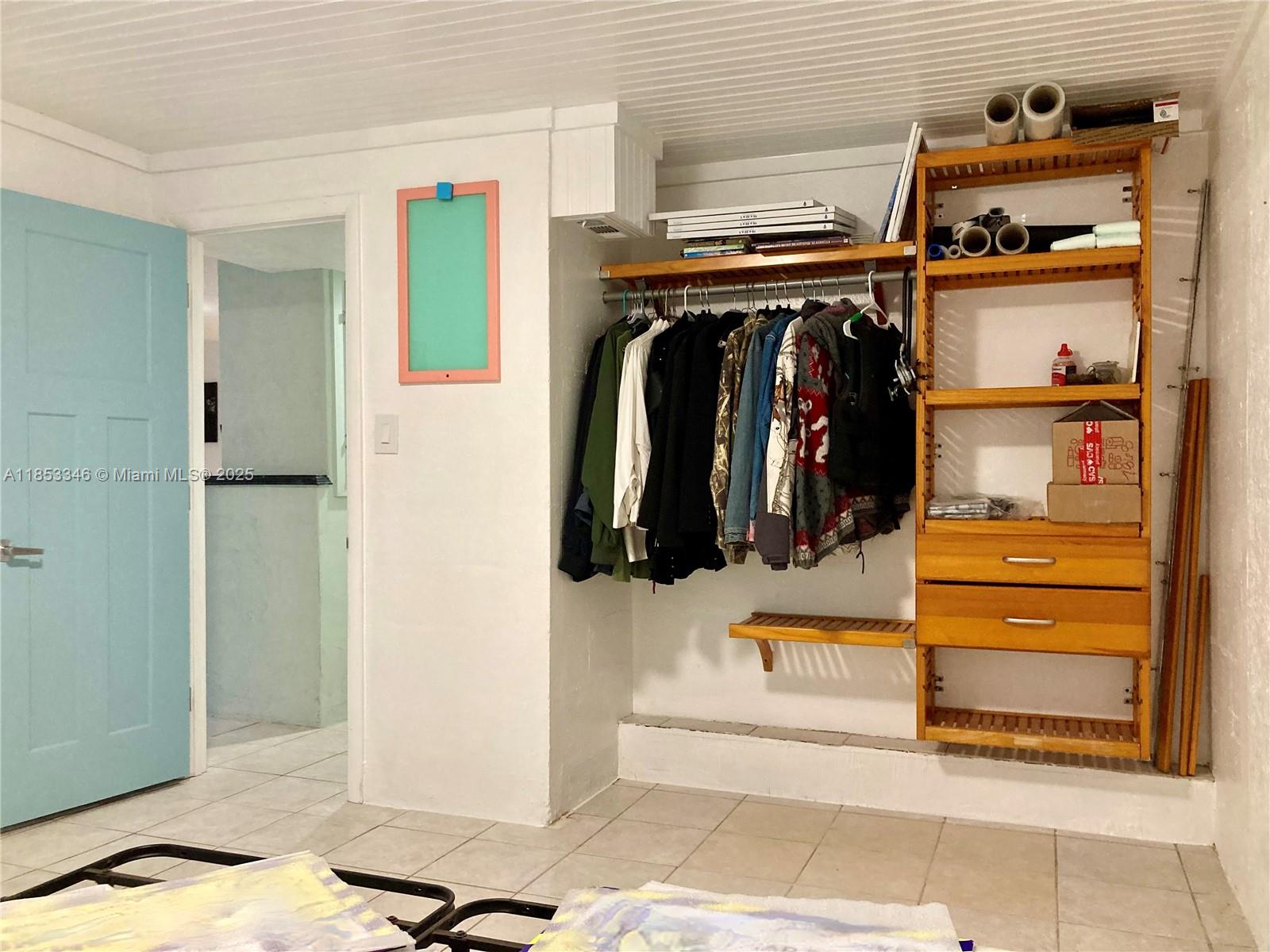 BAYSHORES - Residential