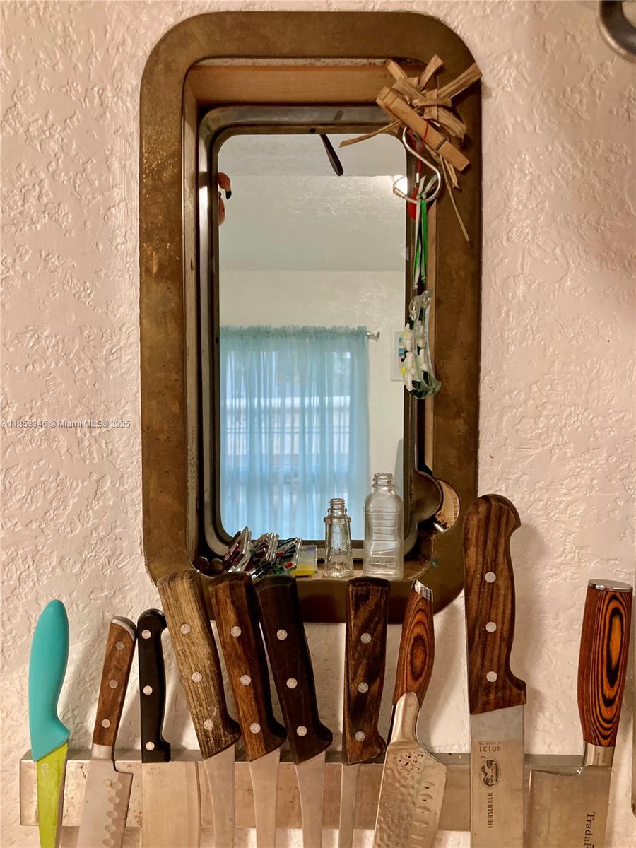 BAYSHORES - Residential