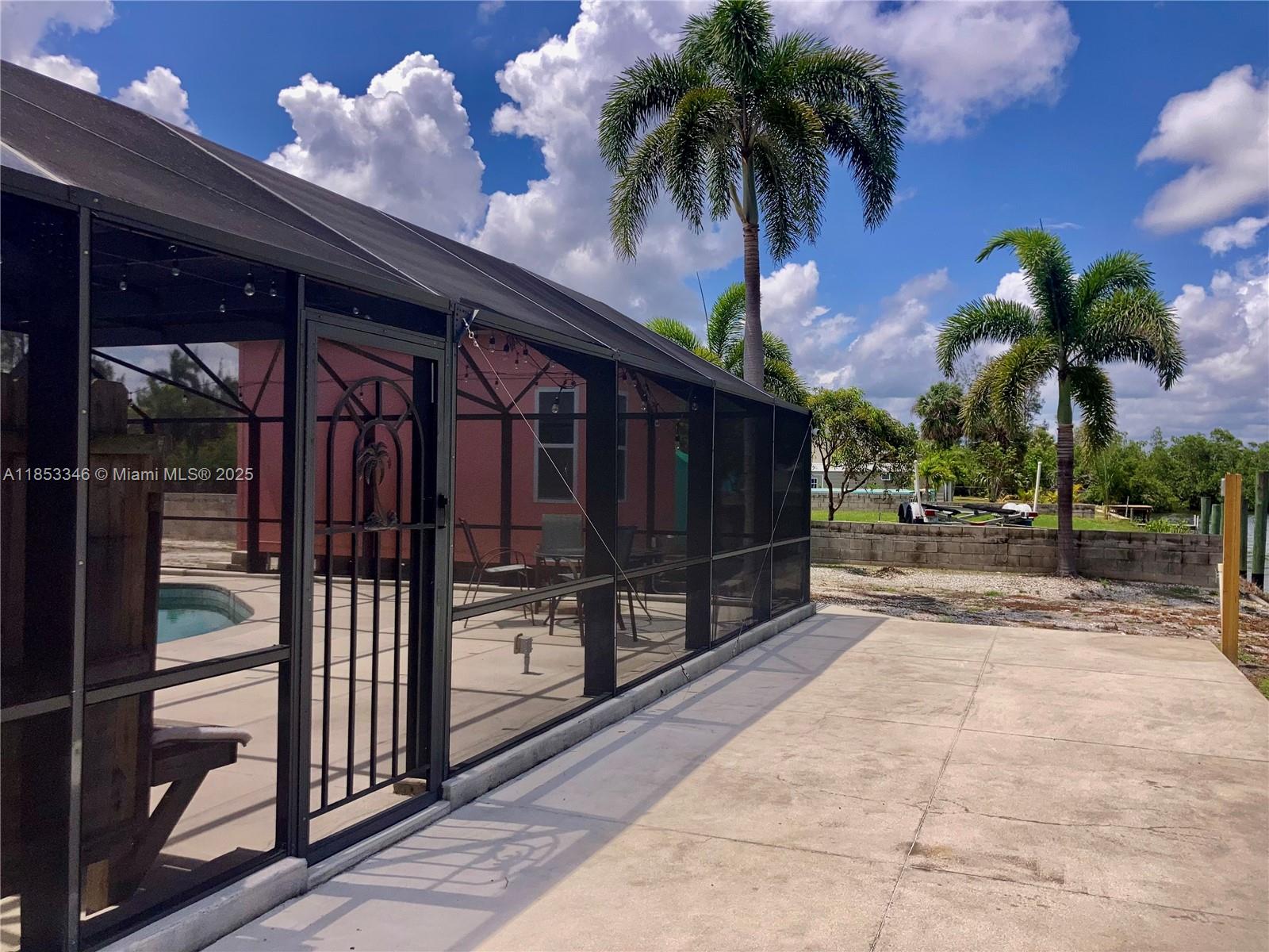 BAYSHORES - Residential