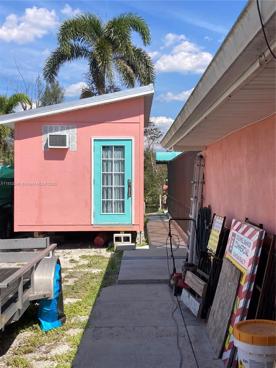 BAYSHORES - Residential