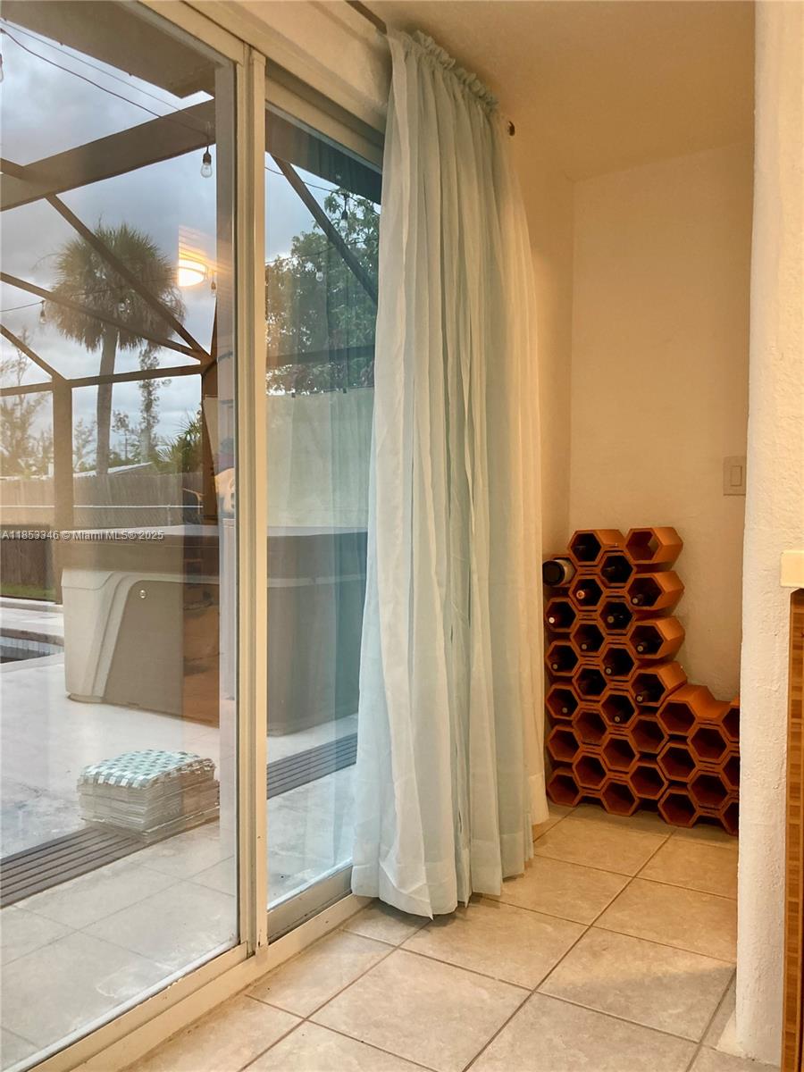 BAYSHORES - Residential