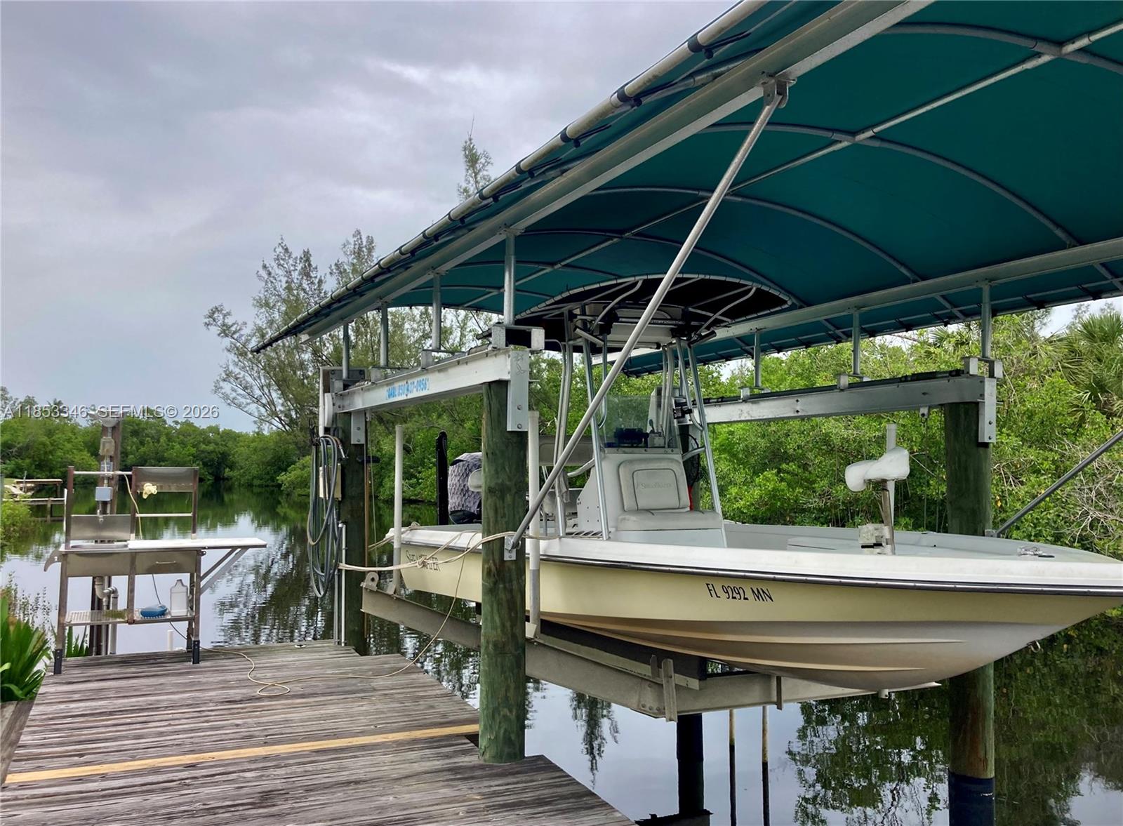 BAYSHORES - Residential